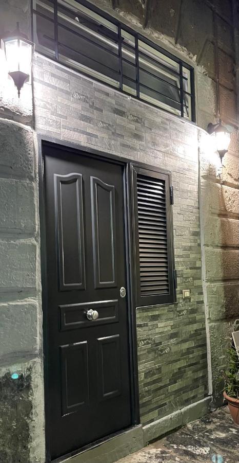 Mary House Spacca Napoli Luaran gambar