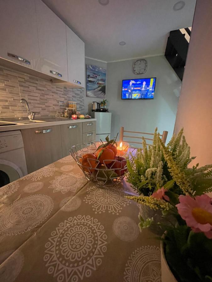 Mary House Spacca Napoli Luaran gambar